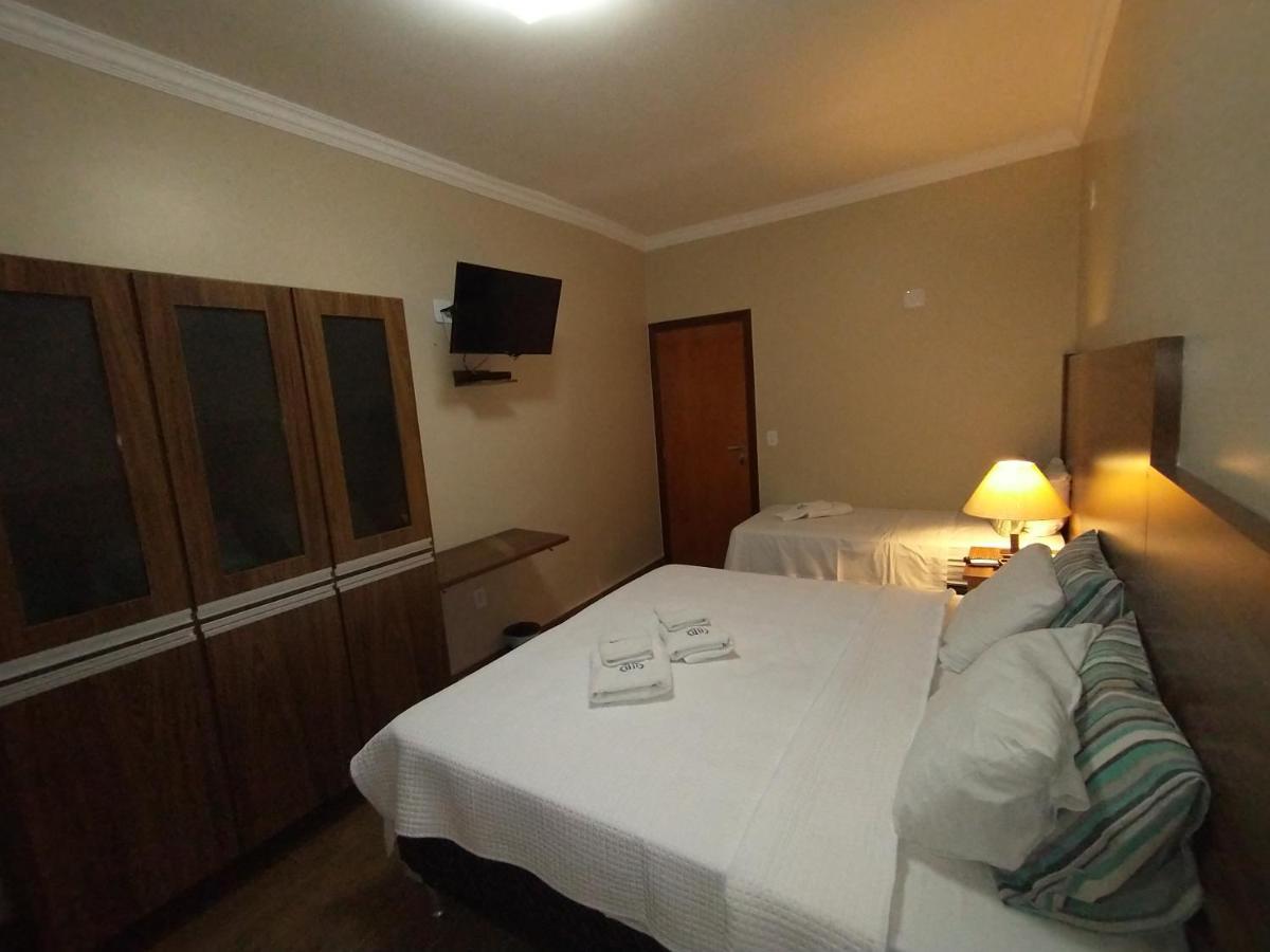 Hotel Albatroz اوبيرابا المظهر الخارجي الصورة
