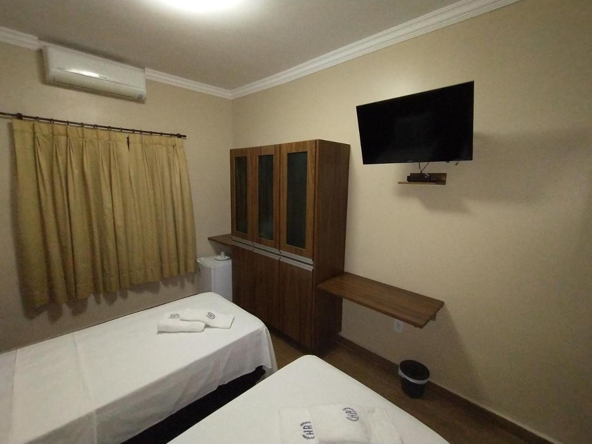 Hotel Albatroz اوبيرابا المظهر الخارجي الصورة