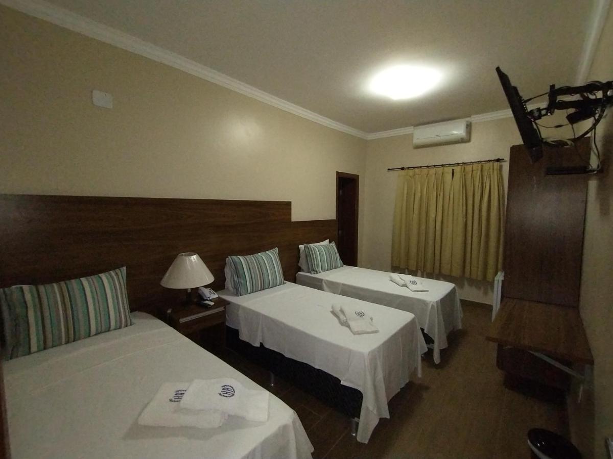 Hotel Albatroz اوبيرابا المظهر الخارجي الصورة