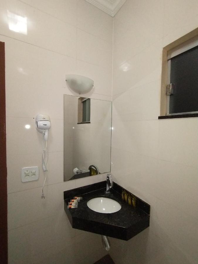 Hotel Albatroz اوبيرابا المظهر الخارجي الصورة